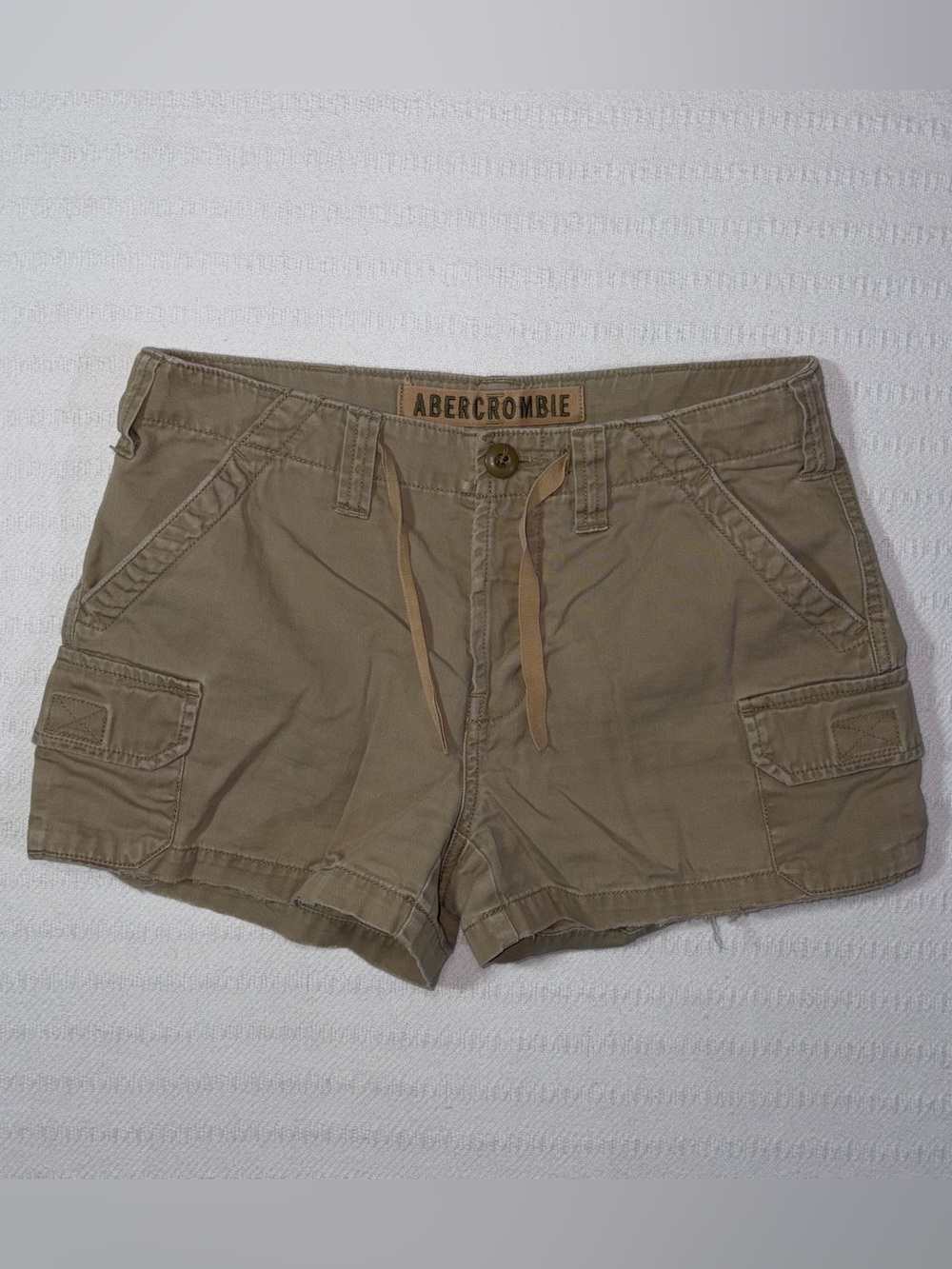 Vintage Y2K Abercrombie & Fitch Womens Cargo Utility Khaki Shorts Size 2